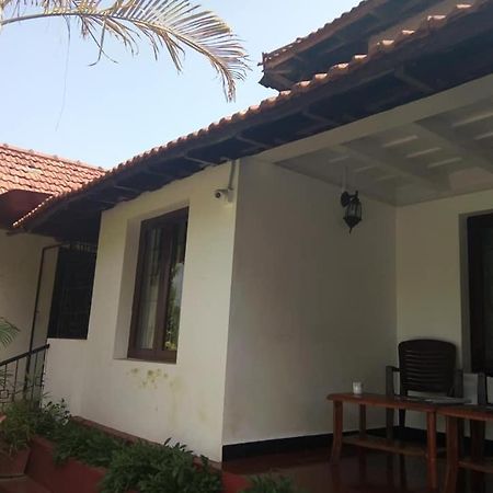 Emerald Castle Villa Madikeri Exterior photo