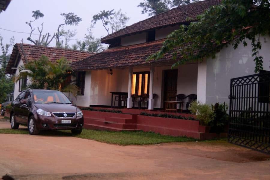 Emerald Castle Villa Madikeri Exterior photo